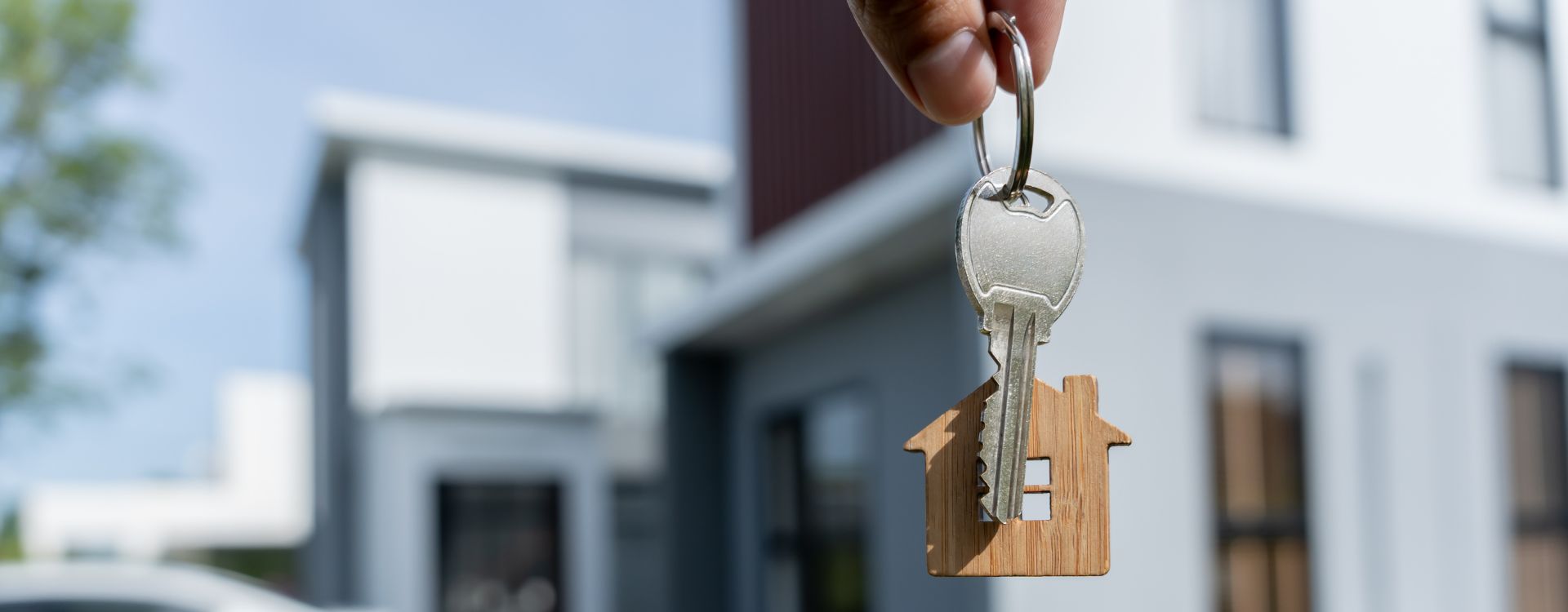 En esta guía práctica, analizaremos los factores clave para decidir si es mejor comprar o alquilar un departamento en Perú.